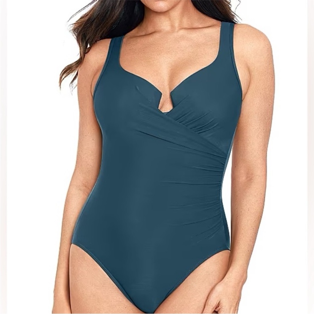 Miraclesuit Must Have Escape One-Piece All-Over Slimming Underwire Swimsuit Teal